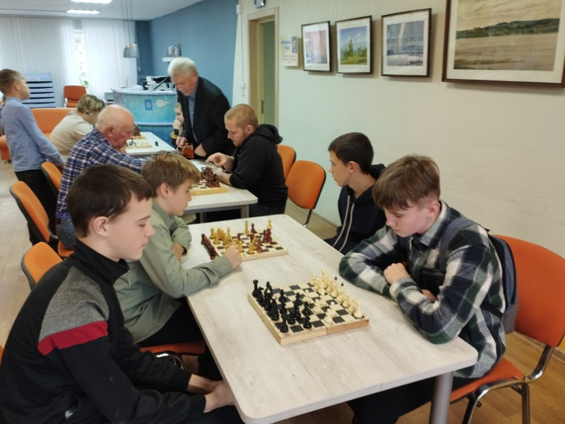 Открытый турнир Подосиновского района по шахматам среди всех слоёв населения.